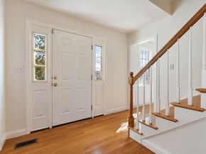367 Waltham St 5, Lexington MA 02421