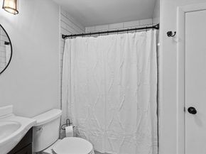 5257 Washington St. 5257, Boston MA 02132