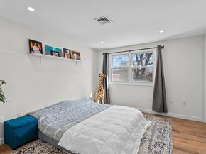 5257 Washington St. 5257, Boston MA 02132