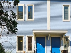 676 Huron Ave 44, Cambridge MA 02138