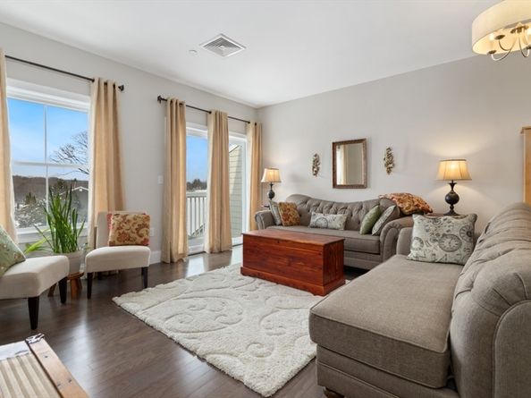 441 Essex Street 302, Swampscott MA 01907