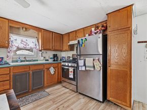 365 Main St 3, Sturbridge MA 01566