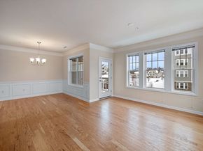 2 Francis Dr 301, Andover MA 01810