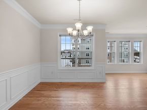 2 Francis Dr 301, Andover MA 01810