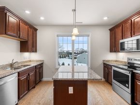 2 Francis Dr 301, Andover MA 01810