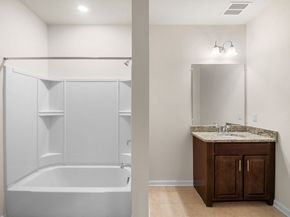 2 Francis Dr 301, Andover MA 01810