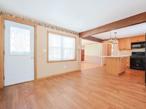 53 Robin Road, Westborough MA 01581