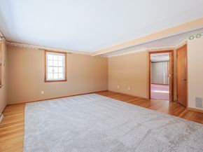 53 Robin Road, Westborough MA 01581