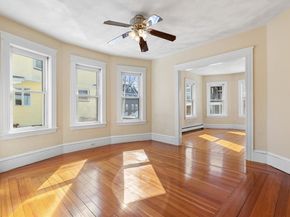 15 Cass St, Melrose MA 02176