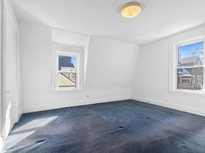 15 Cass St, Melrose MA 02176