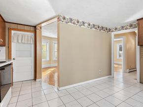 15 Cass St, Melrose MA 02176