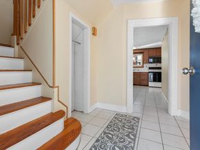 15 Cass St, Melrose MA 02176