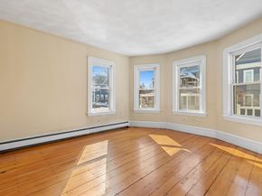 15 Cass St, Melrose MA 02176