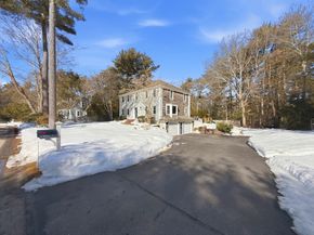 11 Simmons Dr, Duxbury MA 02332