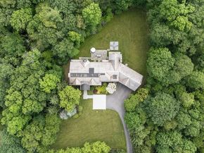 300 Glen Road, Weston MA 02493