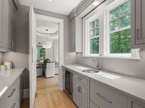 300 Glen Road, Weston MA 02493