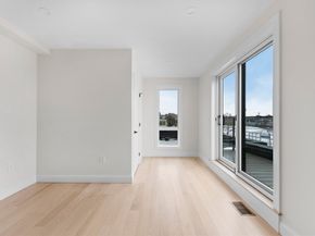 595 Broadway 301, Somerville MA 02145