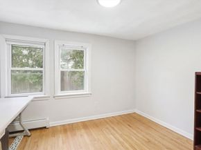 39 Cross St, Quincy MA 02169