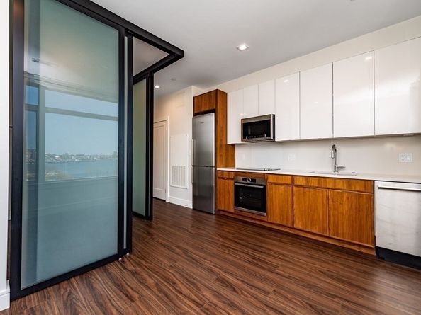 99 Sumner St 0413, Boston MA 02128