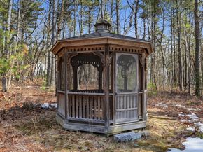 5 Oak Ridge Rd, Littleton MA 01460