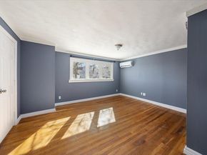 528 Ferry St, Everett MA 02149