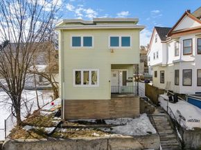 528 Ferry St, Everett MA 02149
