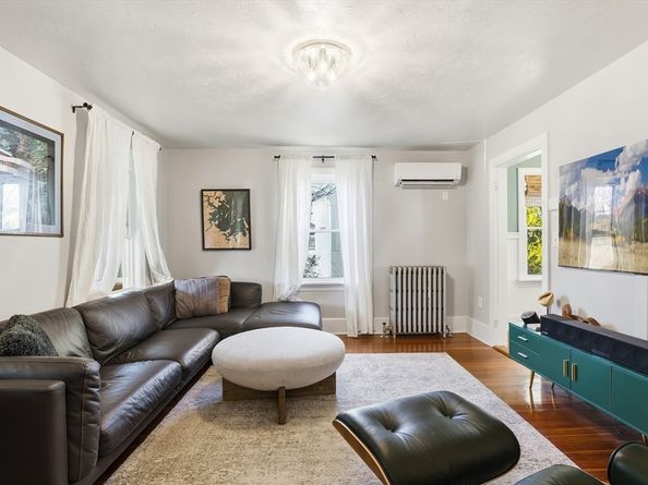 23 A St, Hull MA 02045