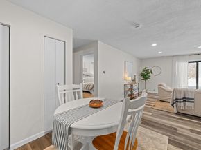 4 Thayer Pond Dr 20, Oxford MA 01537