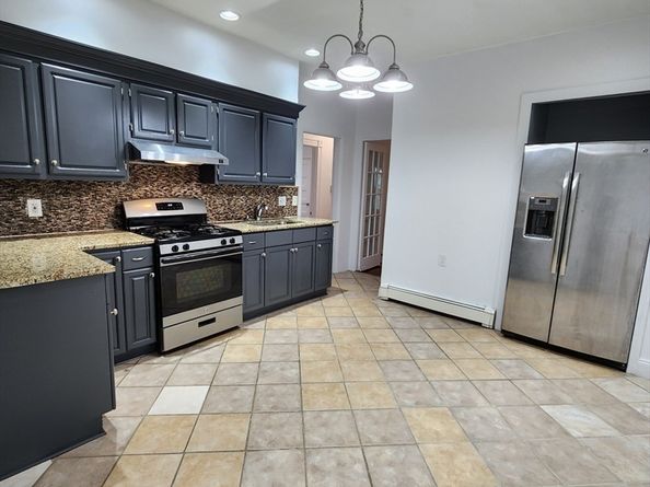 15 Mclellan St, Boston MA 02121