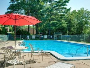 19 Thayer Pond Dr 3, Oxford MA 01537