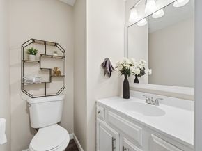 19 Thayer Pond Dr 3, Oxford MA 01537