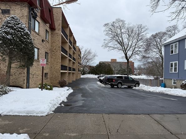 43-51 Albion St C9, Melrose MA 02176