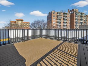 14 Hamlet C, Somerville MA 02143