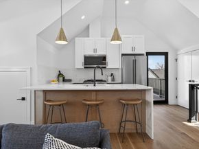 14 Hamlet C, Somerville MA 02143