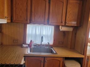 261 Newbury 17A, Peabody MA 01960