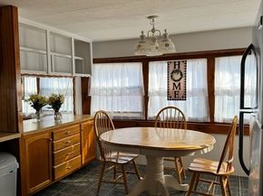 261 Newbury 17A, Peabody MA 01960
