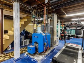 158 Hall Street, Leominster MA 01453