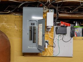 158 Hall Street, Leominster MA 01453