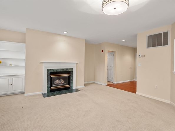 770 Salisbury St 517, Worcester MA 01609