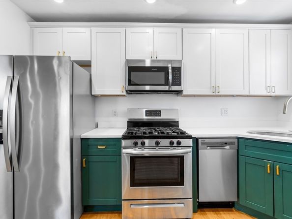 1-3 Howard Pl B, Boston MA 02125