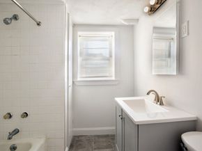 40 Central Ave, Hull MA 02045