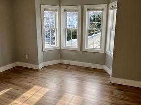 129 Court St, Plymouth MA 02360