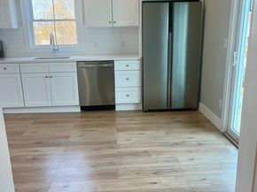 129 Court St, Plymouth MA 02360