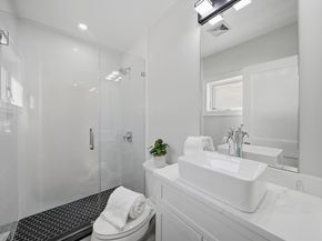 179 Lake St, Waltham MA 02451