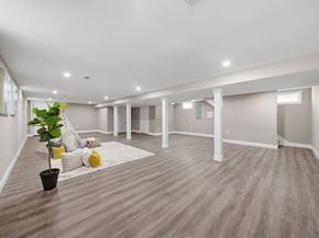 179 Lake St, Waltham MA 02451