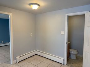 148 Wyman St 148, Woburn MA 01801