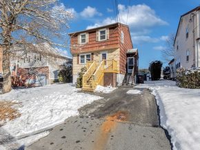 36 Lancaster Rd, Dedham MA 02026