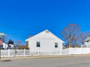 76 Dale St, Boston MA 02131