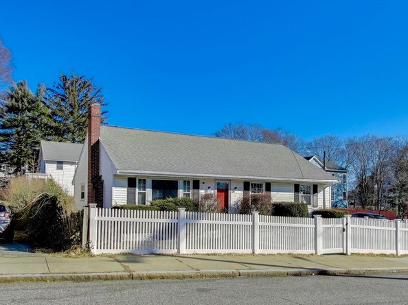 76 Dale St, Boston MA 02131