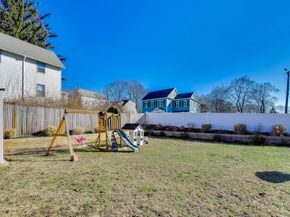 76 Dale St, Boston MA 02131